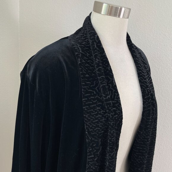 Mirasol Woman Plus 1X Black Velvet Open Cardigan Long Sleeve - Picture 2 of 9